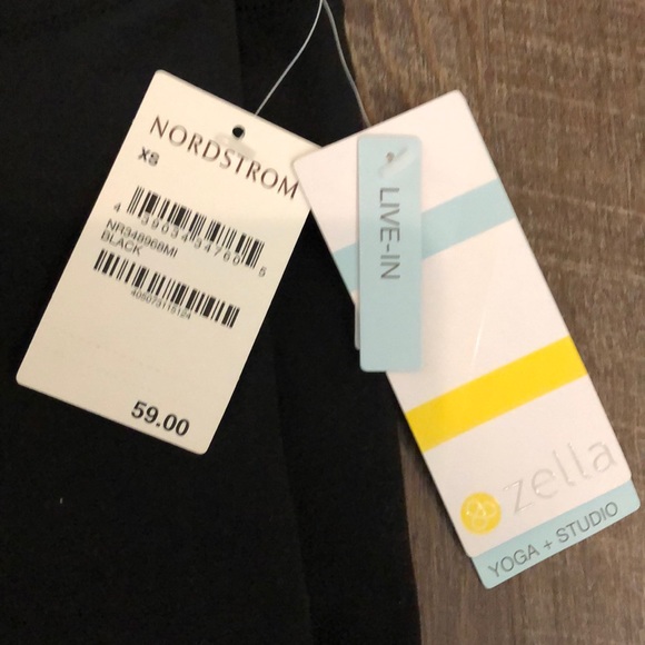 🆕NWT-SOLD OUT- Zella Live-In Black Leggings- XS - Picture 2 of 2